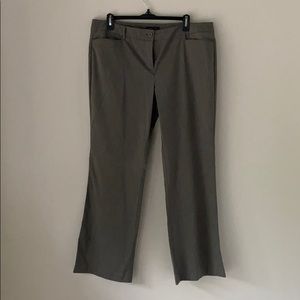 New York & Co Trousers in Light Gray